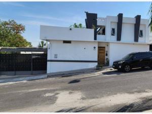 Casa en venta en Cerradas de Cumbres, Monterrey — foto 3 de 15