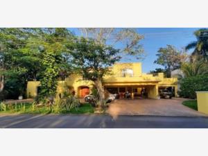 Casa en venta en Club de Golf la Ceiba, Mérida — foto 2 de 37