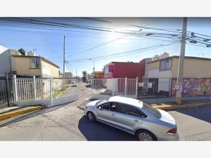 Casa en Bosques de Amalucan, Puebla, Puebla