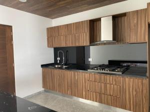 Casa en venta en Bosques Tres Marias, Morelia — foto 2 de 38