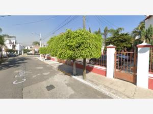 Casa en venta en Colonial Tlaquepaque, San Pedro Tlaquepaque — foto 2 de 5