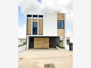 Casa en venta en Bosques Tres Marias, Morelia — foto 2 de 25