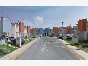 Casa en venta en Real de Costitlán II, Chicoloapan — foto 3 de 9