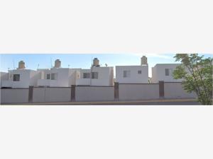 Casa en venta en Real del Sol, Saltillo — foto 2 de 4