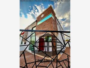 Casa en Granjas Banthí Sección Solares, San Juan del Río, Querétaro