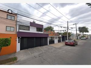 Casa en venta en Valle de San Mateo, Naucalpan de Juárez — foto 2 de 8