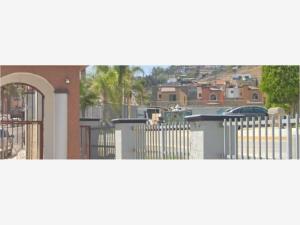 Casa en venta en Jardín de las Bugambilias, Tijuana — foto 3 de 4