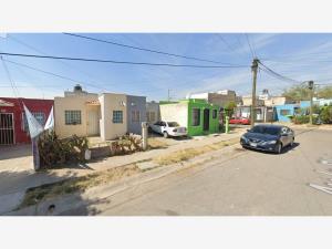 Casa en venta en Hacienda Santa Fe, Tlajomulco de Zúñiga — foto 3 de 7