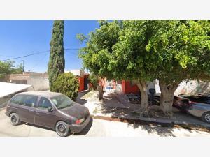 Casa en Hacienda Santa Fe, Tlajomulco de Zúñiga, Jalisco