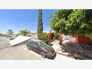 Casa en venta en Hacienda Santa Fe, Tlajomulco de Zúñiga — foto 2 de 7