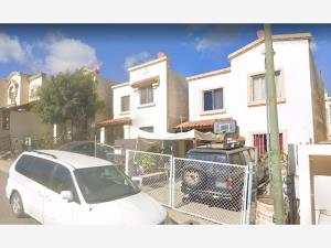 Casa en venta en Residencial del Prado Dos, Ensenada — foto 2 de 7