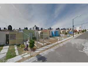 Casa en venta en Misión del Valle III, Morelia — foto 3 de 7