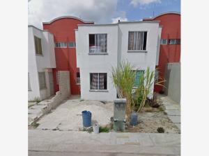Casa en Galaxia del Carmen II, Playa del Carmen, Quintana Roo — foto 1 de 6