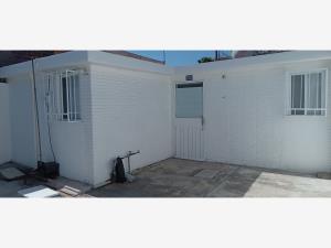 Casa en venta en Villa de las Flores 1a Sección (Unidad Coacalco), Coacalco de Berriozábal — foto 3 de 35