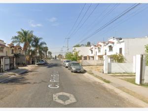 Casa en venta en Urbi Quinta Montecarlo, Tonalá — foto 2 de 8