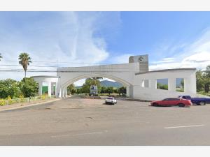 Casa en venta en Villas del Pedregal, Morelia — foto 2 de 8