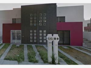 Departamento en remate en Rinconada Mediterráneo, Corregidora, Querétaro