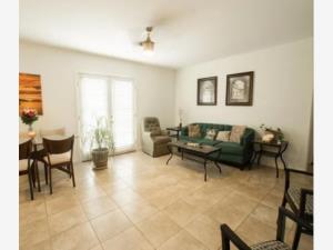 Casa en venta en Los Olivos de Tlaquepaque, San Pedro Tlaquepaque — foto 2 de 4