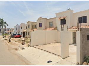 Casa en venta en Villa del Cedro, Culiacán — foto 2 de 8