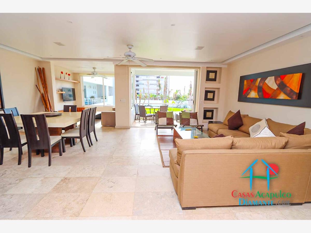 Depa en renta vacacional con 3 recámaras, terraza y jacuzzi Depa en renta vacacional con 3 recámaras, terraza y jacuzzi