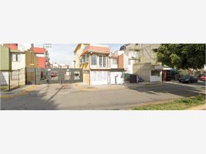 Casa en venta en Ex-Hacienda San Felipe 2a. Sección, Coacalco de Berriozábal — foto 2 de 4