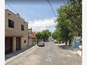 Casa en venta en Los Arcos, Saltillo — foto 3 de 12