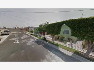 Casa en venta en Hacienda Santa Fe, Tlajomulco de Zúñiga — foto 3 de 7