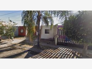 Casa en Hacienda Santa Fe, Tlajomulco de Zúñiga, Jalisco