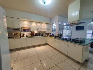 Casa en venta en Lomas de Santa Maria, Morelia — foto 3 de 23