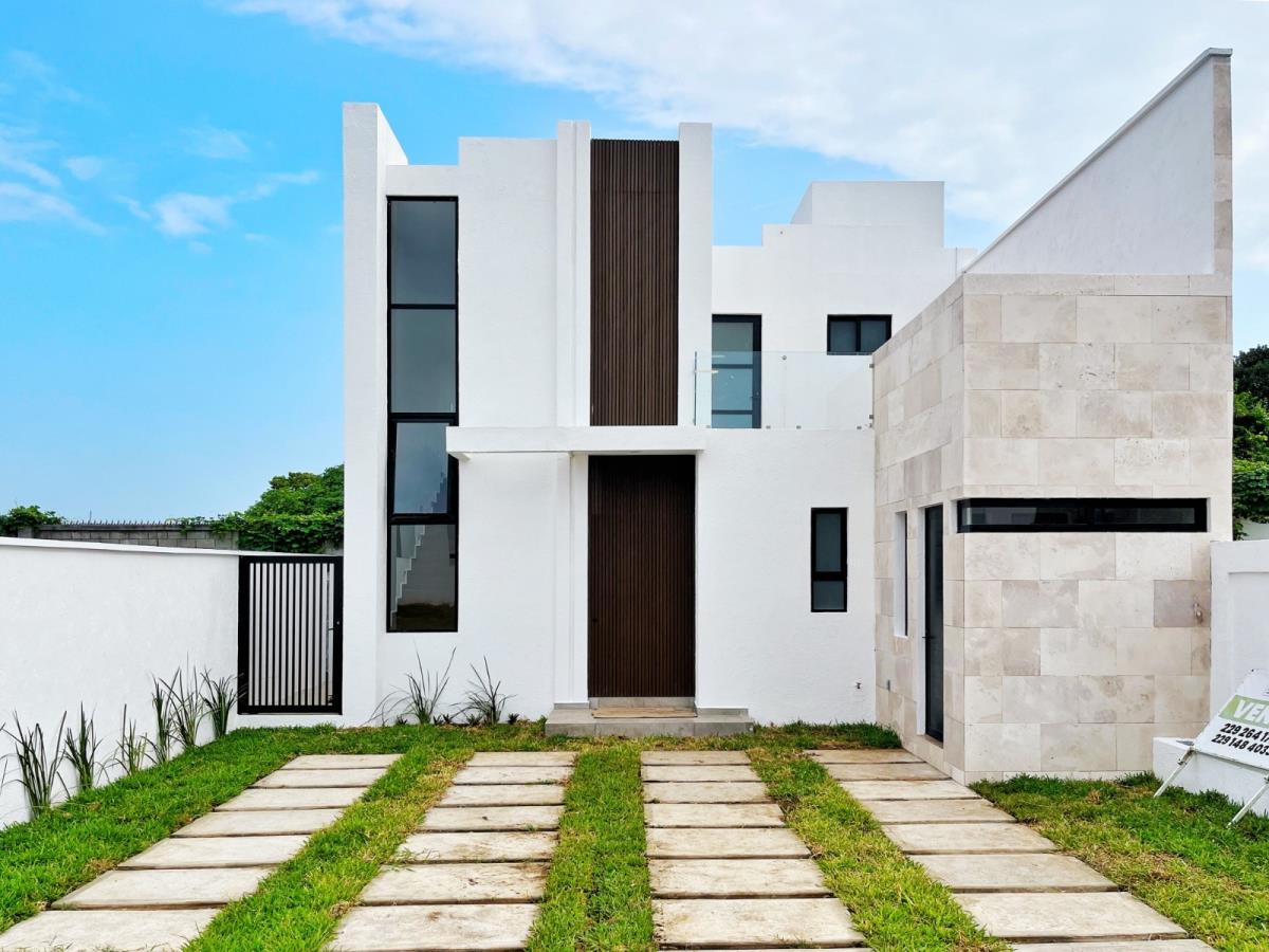 Casa en venta en Lomas del Dorado, Boca del Río — foto 1 de 9