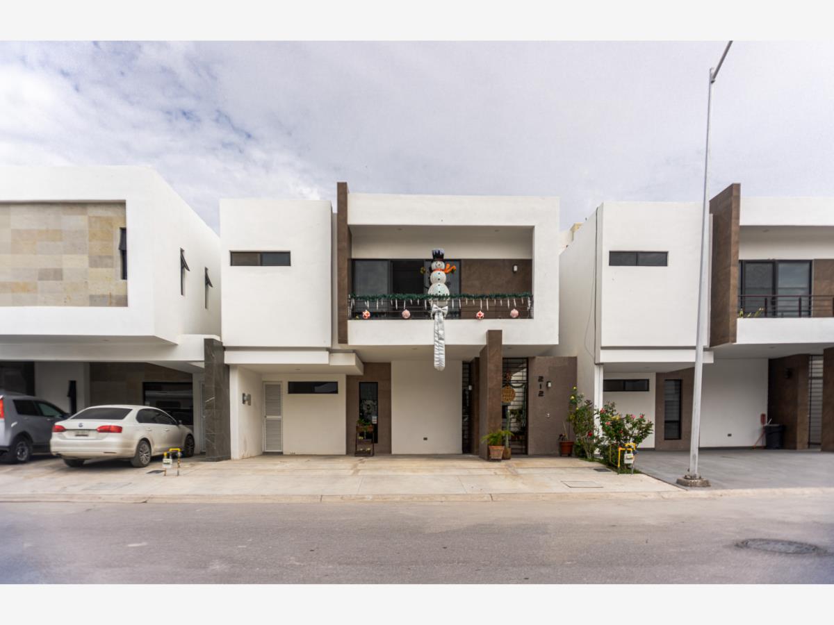 Casa en venta en Los Viñedos, Torreón — foto 1 de 46