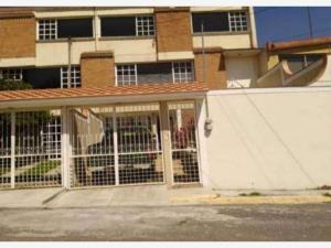 Casa en venta en Lomas Altas, Toluca — foto 2 de 7