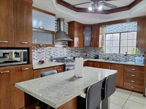 Casa en venta en Jardines del Bosque, Juárez — foto 2 de 5
