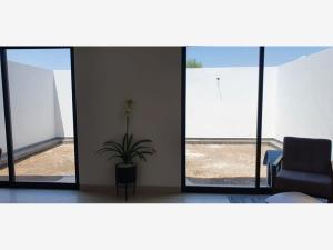 Casa en venta en Cañadas del Arroyo, Corregidora — foto 3 de 15