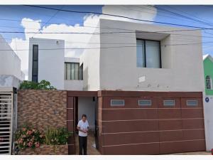 Casa en venta en San Pedro Cholul, Mérida — foto 2 de 8