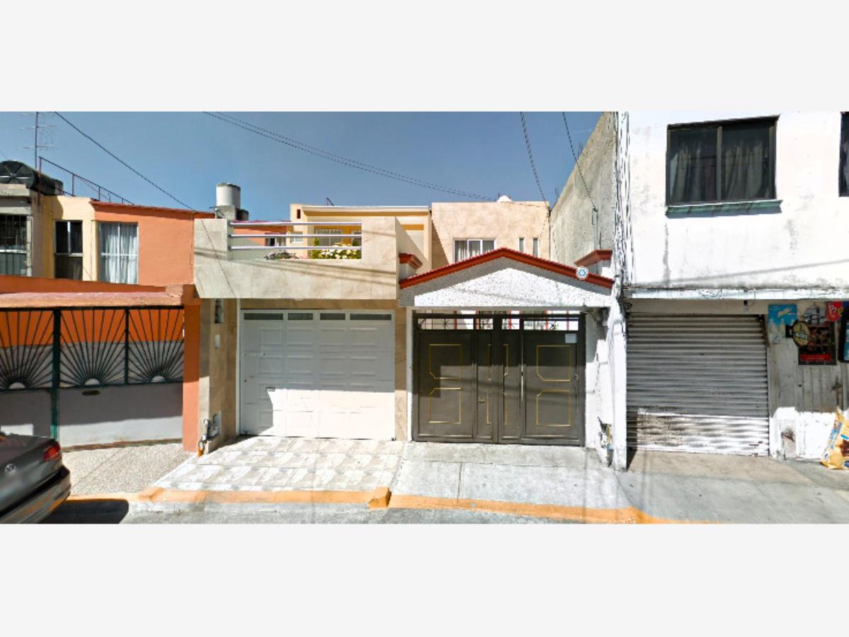 Casa en venta en San Francisco Coaxusco, Metepec — foto 1 de 18