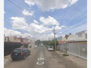 Casa en venta en Jardines Alcalde, Guadalajara — foto 2 de 13