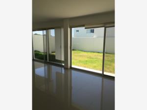Casa en venta en Riveras del Campestre, Celaya — foto 2 de 9