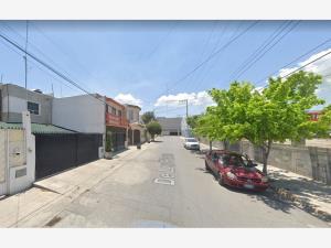 Casa en venta en Republica Poniente, Saltillo — foto 2 de 7