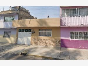 Casa en venta en Juarez Pantitlan, Nezahualcóyotl — foto 2 de 8