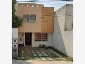 Casa en venta en Cholula de Rivadabia Centro, San Pedro Cholula — foto 2 de 8