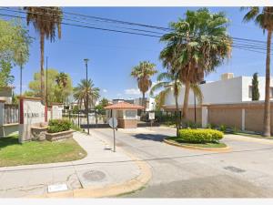 Casa en venta en Cerrada las Palmas II, Torreón — foto 2 de 6