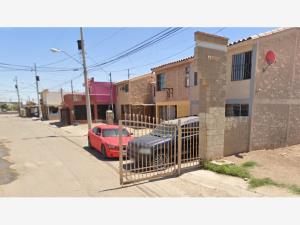 Casa en venta en Porticos del Valle, Mexicali — foto 2 de 10