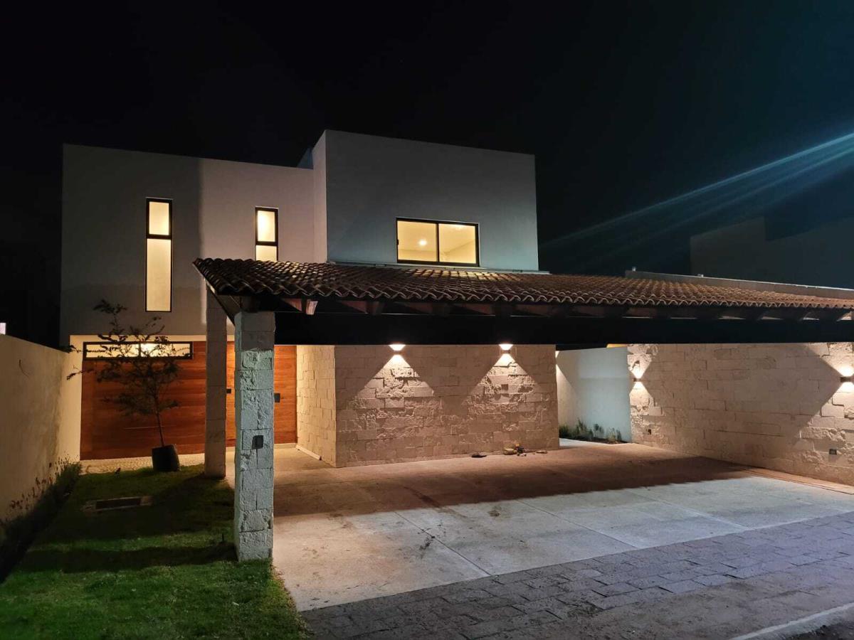 Casa en venta en Arcos de San Miguel, San Miguel de Allende — foto 1 de 27