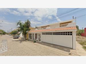 Casa en venta en Valle Dorado II, Mazatlán — foto 2 de 11