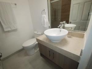 Casa en venta en Los Viñedos, Torreón — foto 3 de 25