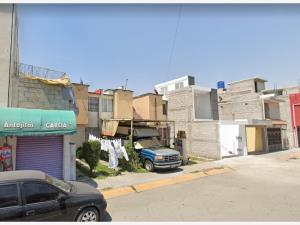 Casa en venta en Paseos de Tultepec I, Tultepec — foto 2 de 10