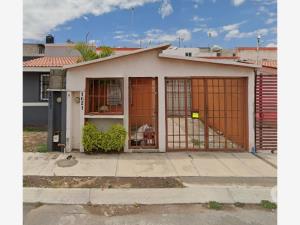 Casa en Parque Santiago, Querétaro, Querétaro