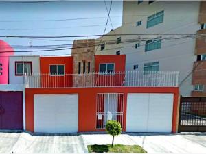 Casa en Los Pilares, Puebla, Puebla