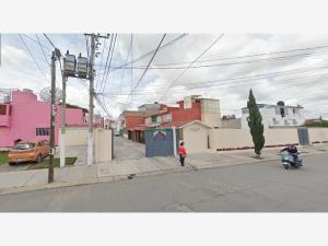 Casa en Rincon de San Lorenzo, Toluca, México